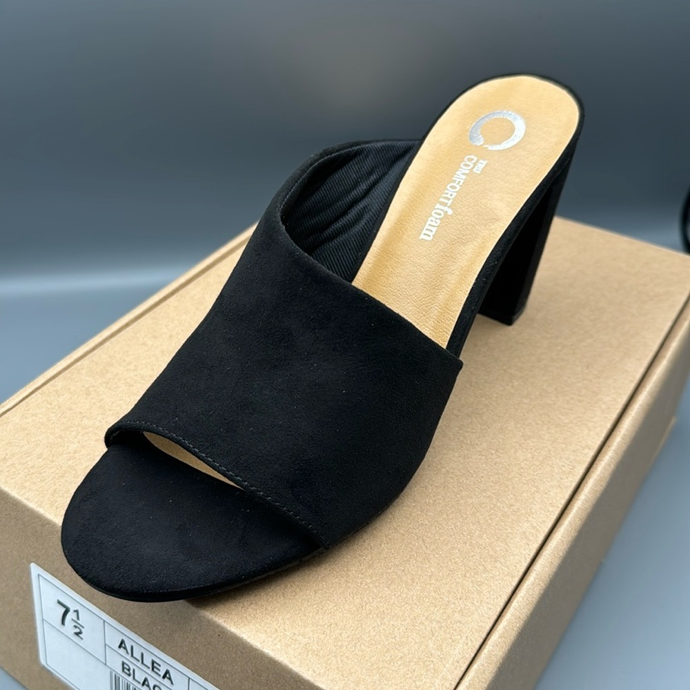 ALLEA MULED BLOCK HEELS IN FAUX SUEDE *